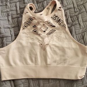 Blush seamless Aerie strappy bralette 🤍🌸